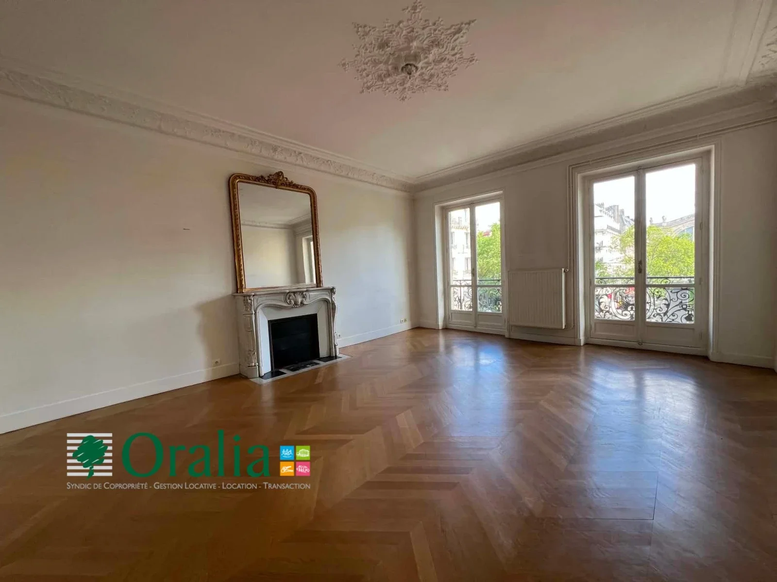 Flat Rue La Fayette in Paris