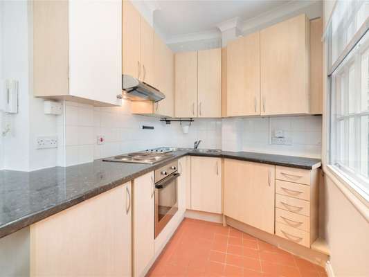 Flat Berkeley Square in City of Westminster