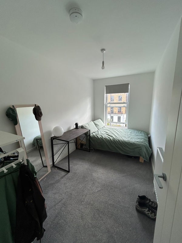 Room Fortess Road in Greater London
