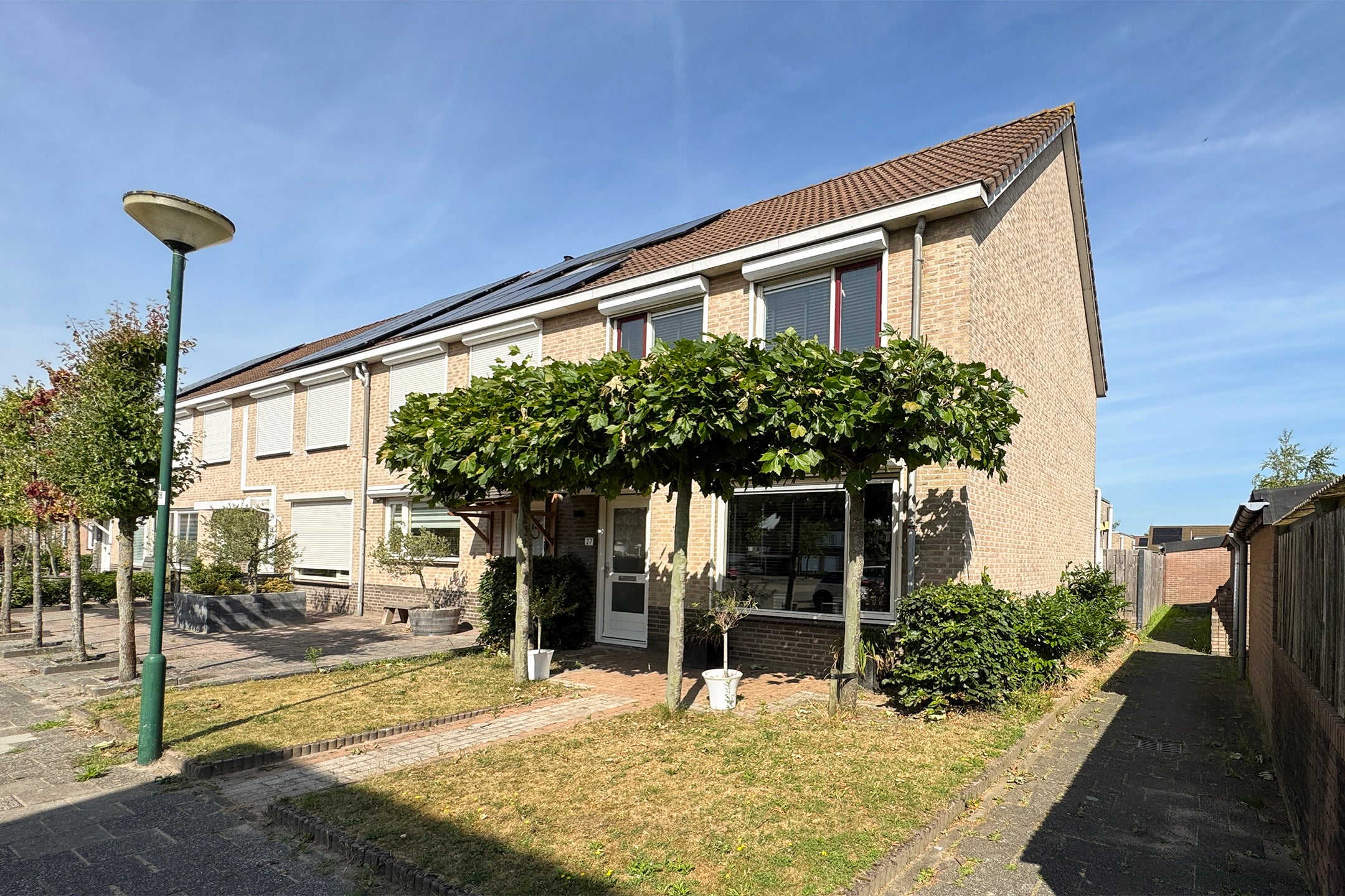 Huis Leeuwerikstraat 27 in Fijnaart