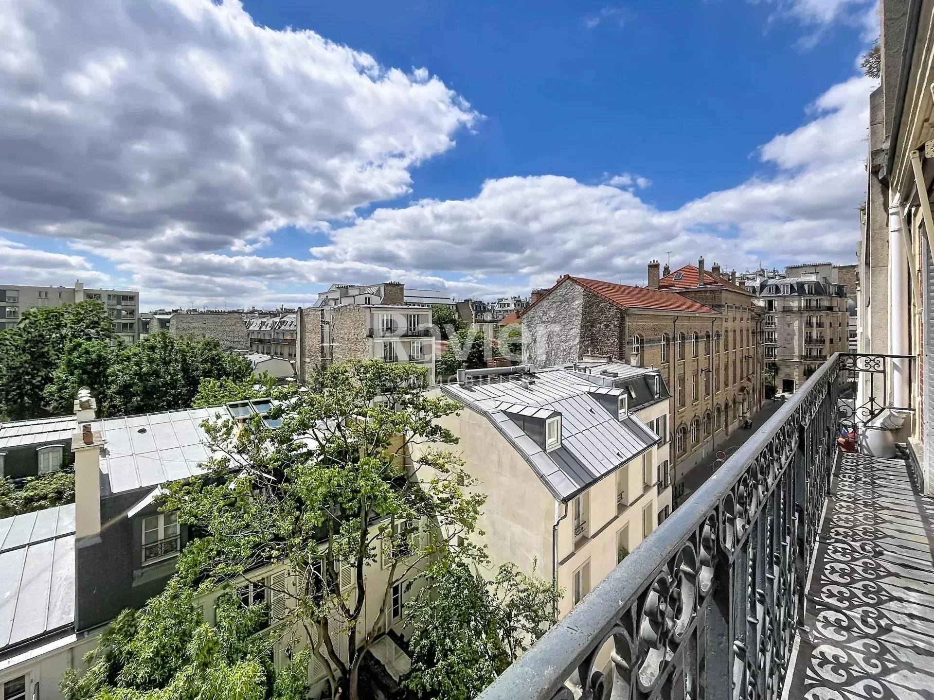 Appartement Rue des Bauches à Paris