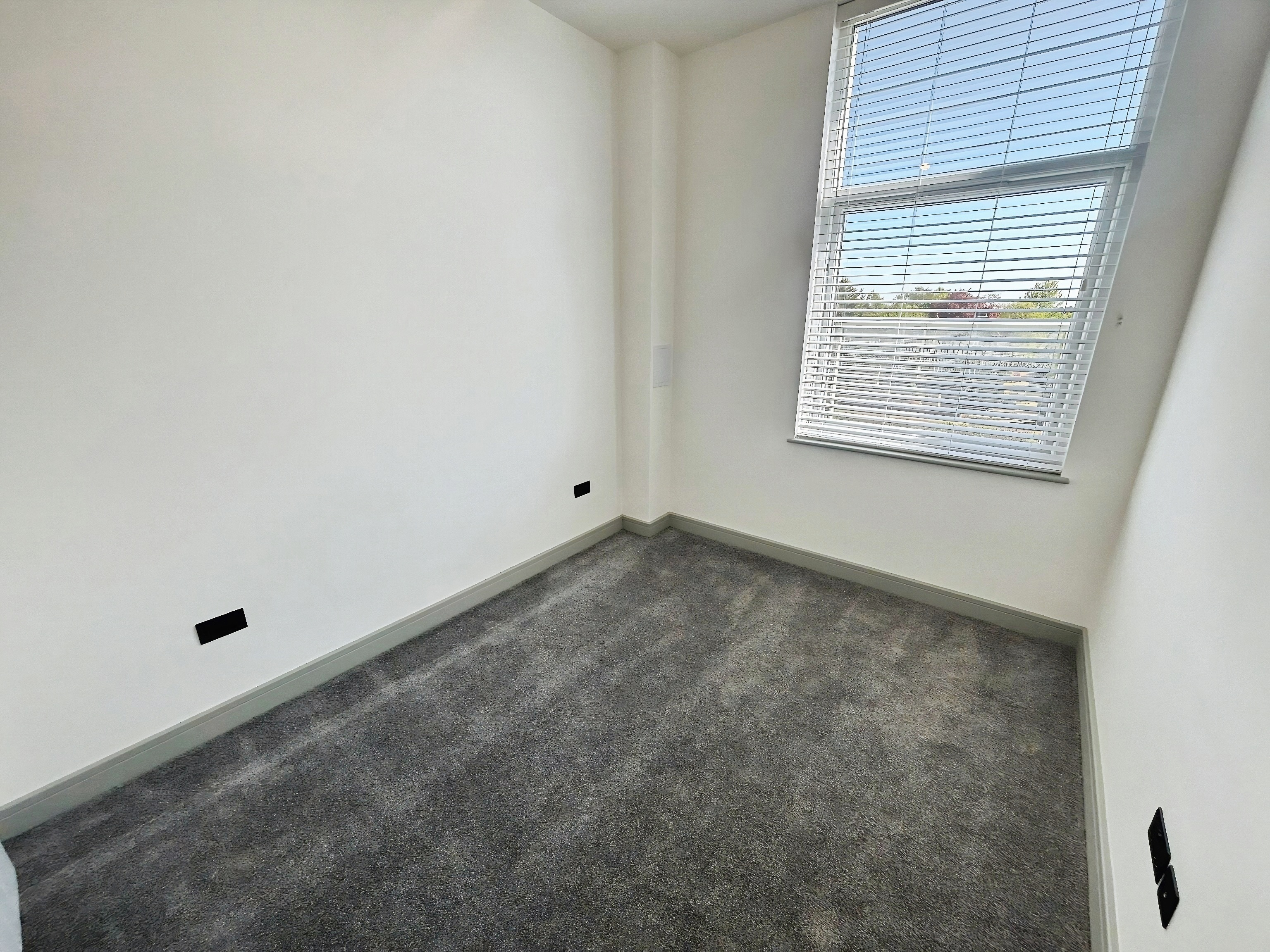 Flat Oundle Road in Peterborough