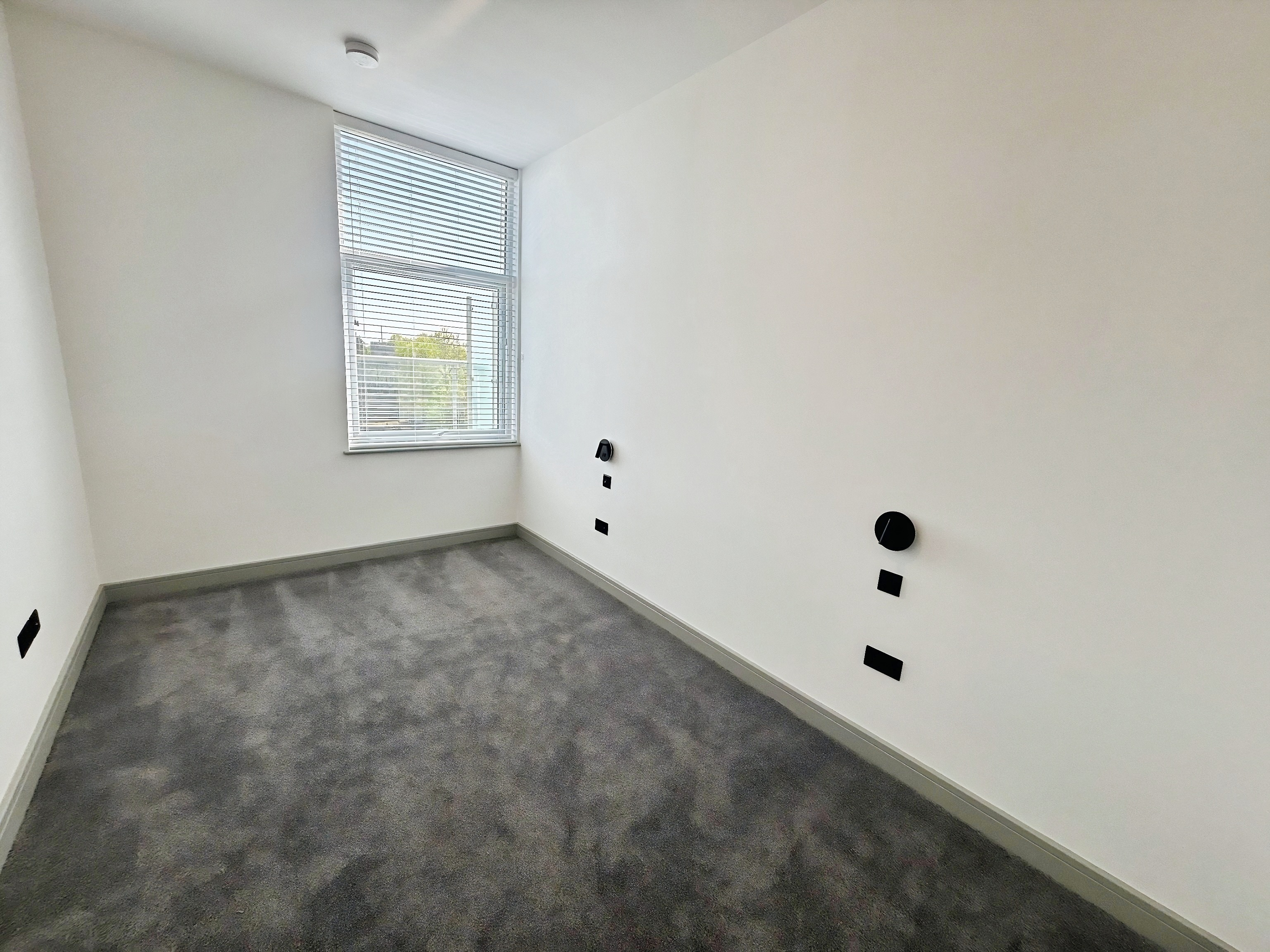 Flat Oundle Road in Peterborough