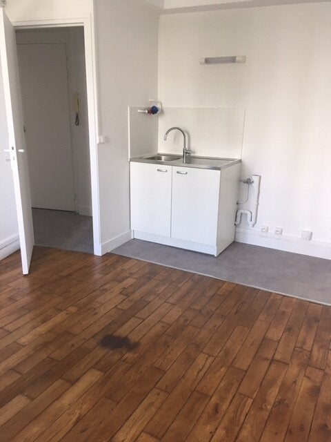 Appartement Rue Augustin Thierry à Paris