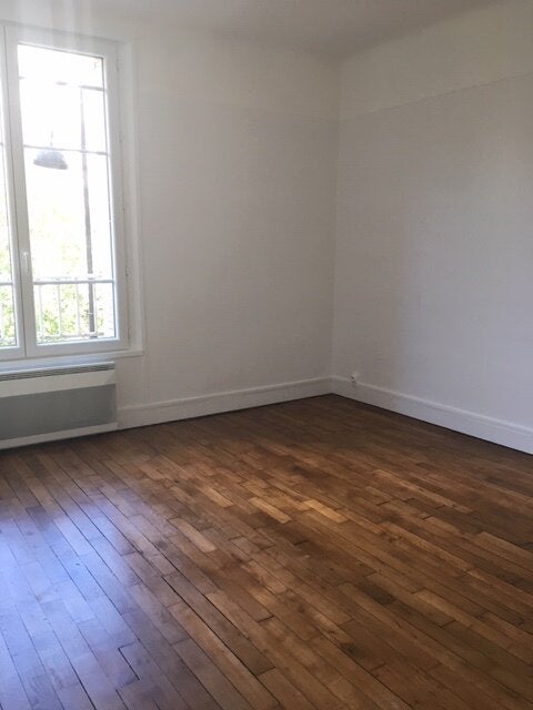 Appartement Rue Augustin Thierry à Paris