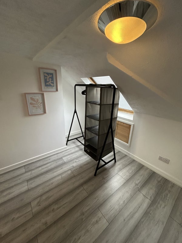Room Rodway Road in Bristol