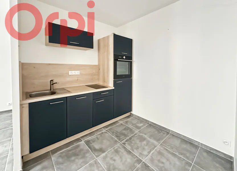 Flat Rue Jean Jaurès in Aubenas