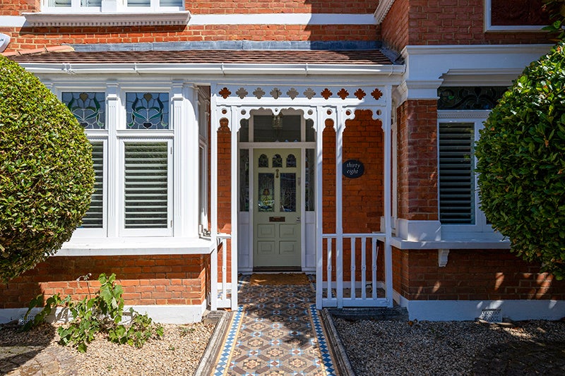 House Lebanon Park in Greater London