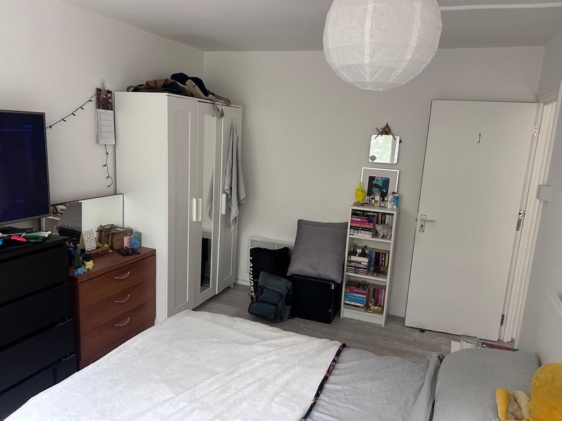 Room Warham Street in Greater London