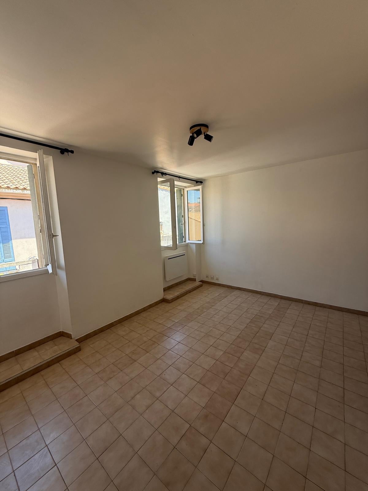 Flat Rond-Point de l'Oliveraie in Martigues