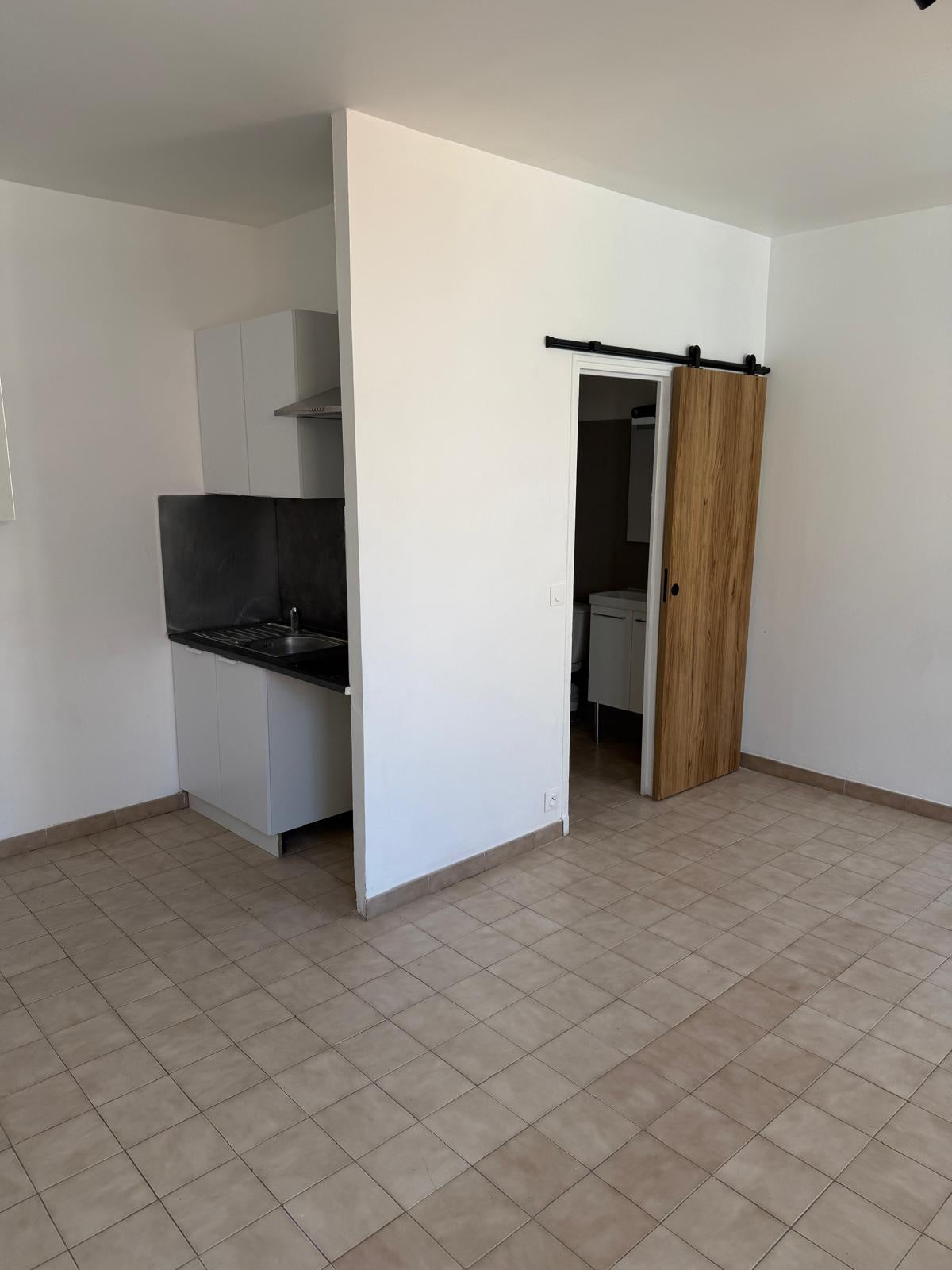 Flat Rond-Point de l'Oliveraie in Martigues