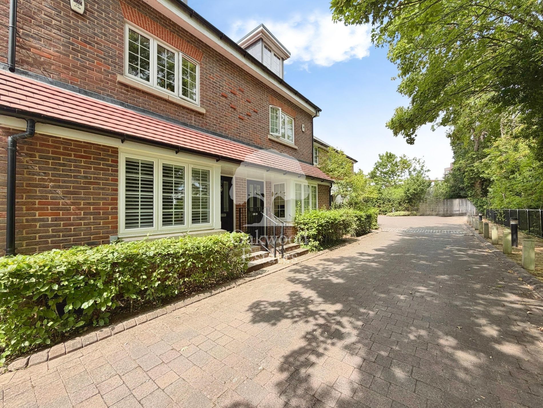 House Moorland Road in London