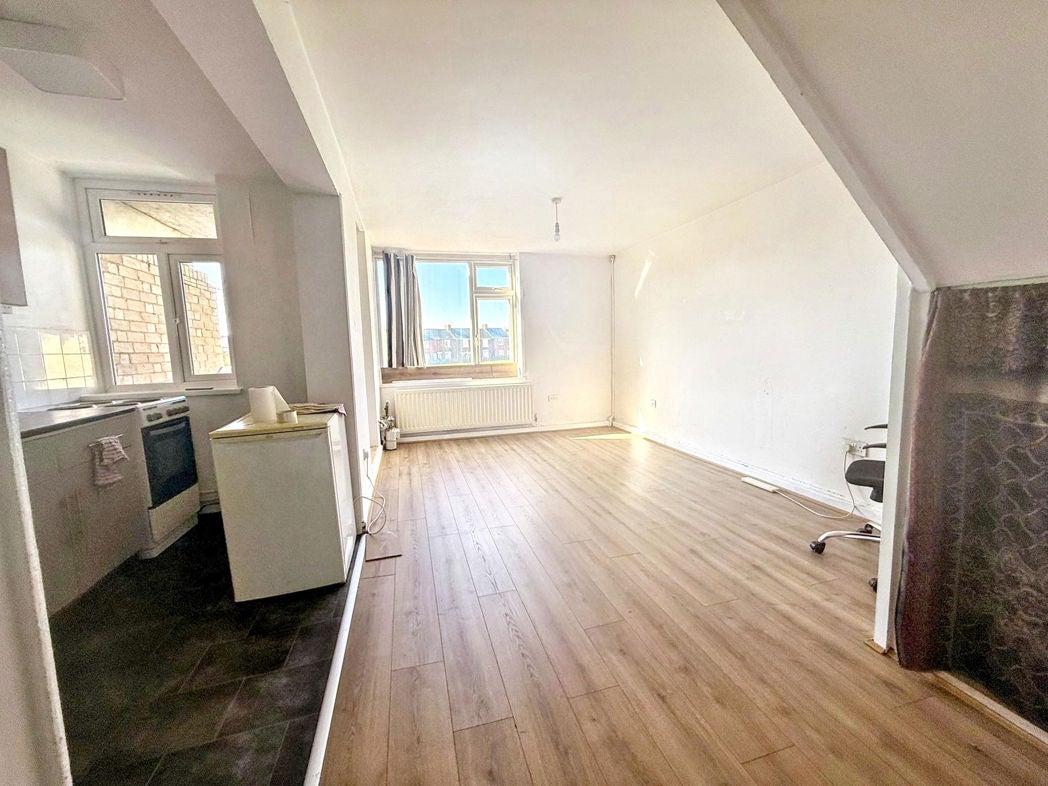 Flat Foxley in Sunderland