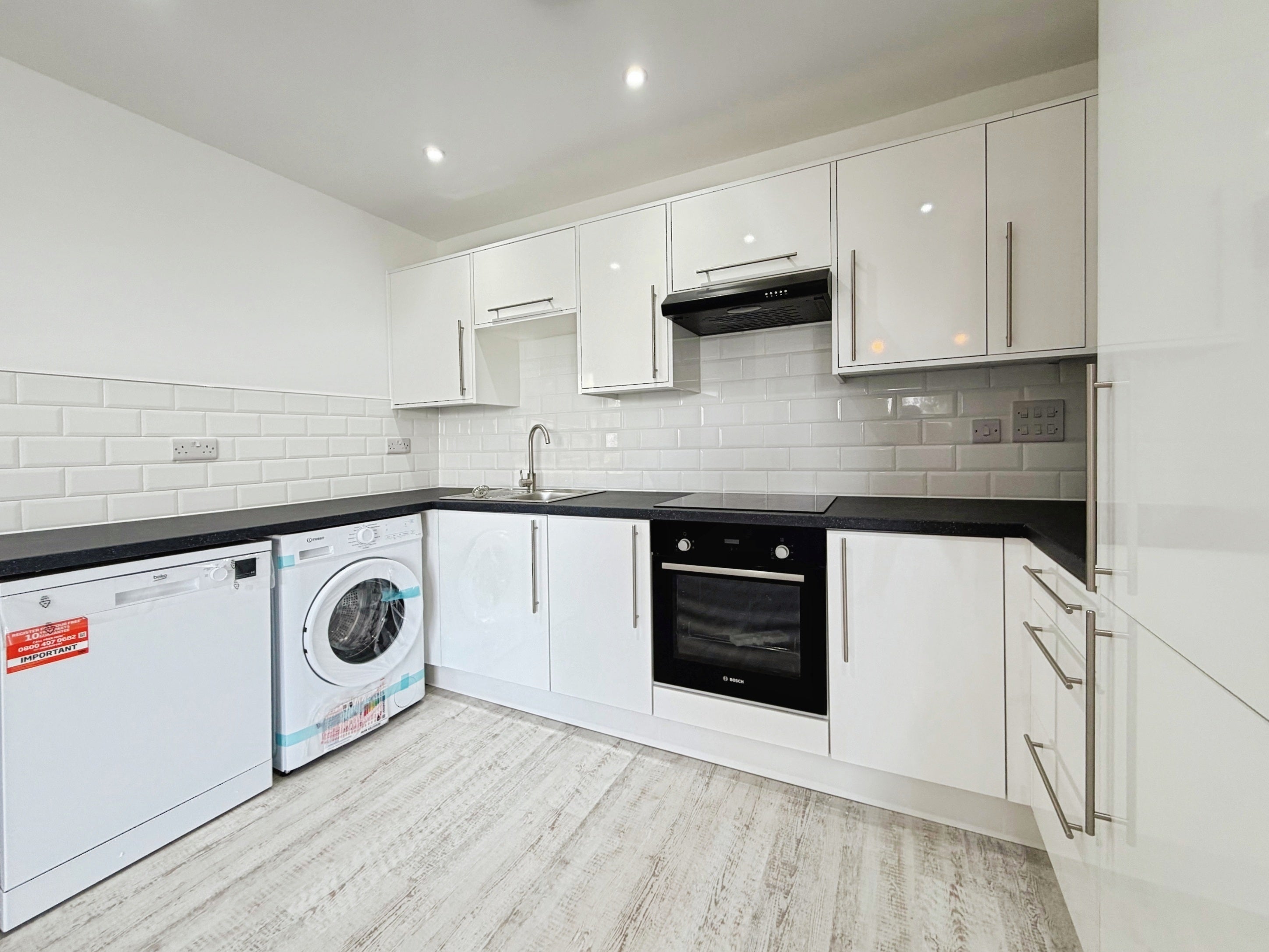 Flat Albert Place in Peterborough