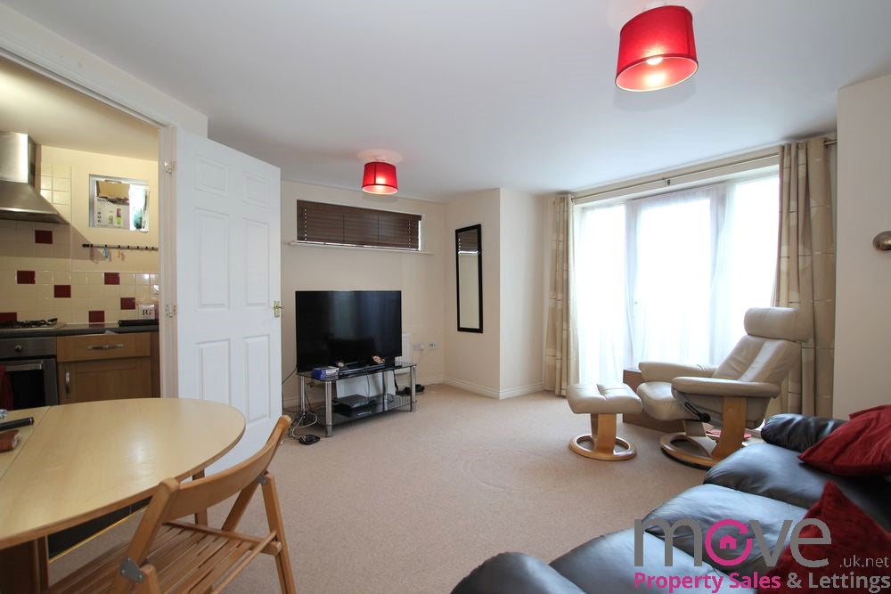 Flat Sotherby Drive in Cheltenham