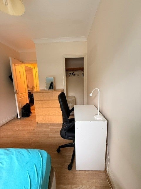 Room Leathermarket Court in Greater London