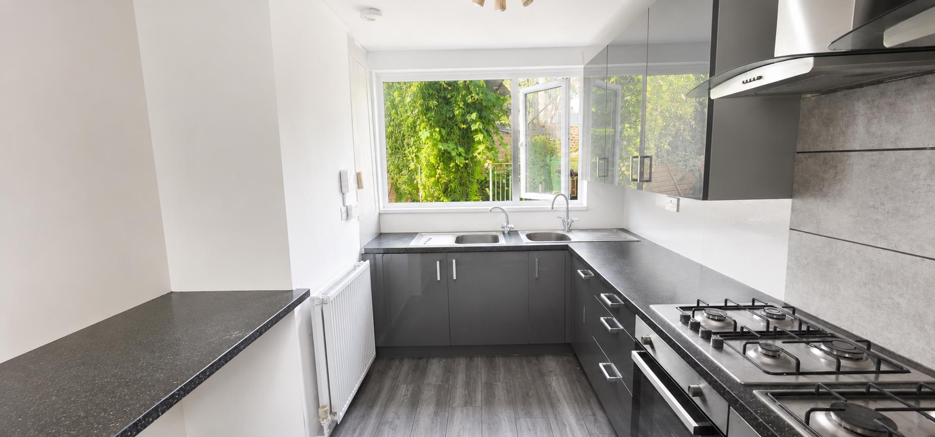 Room Durlston Road in Greater London