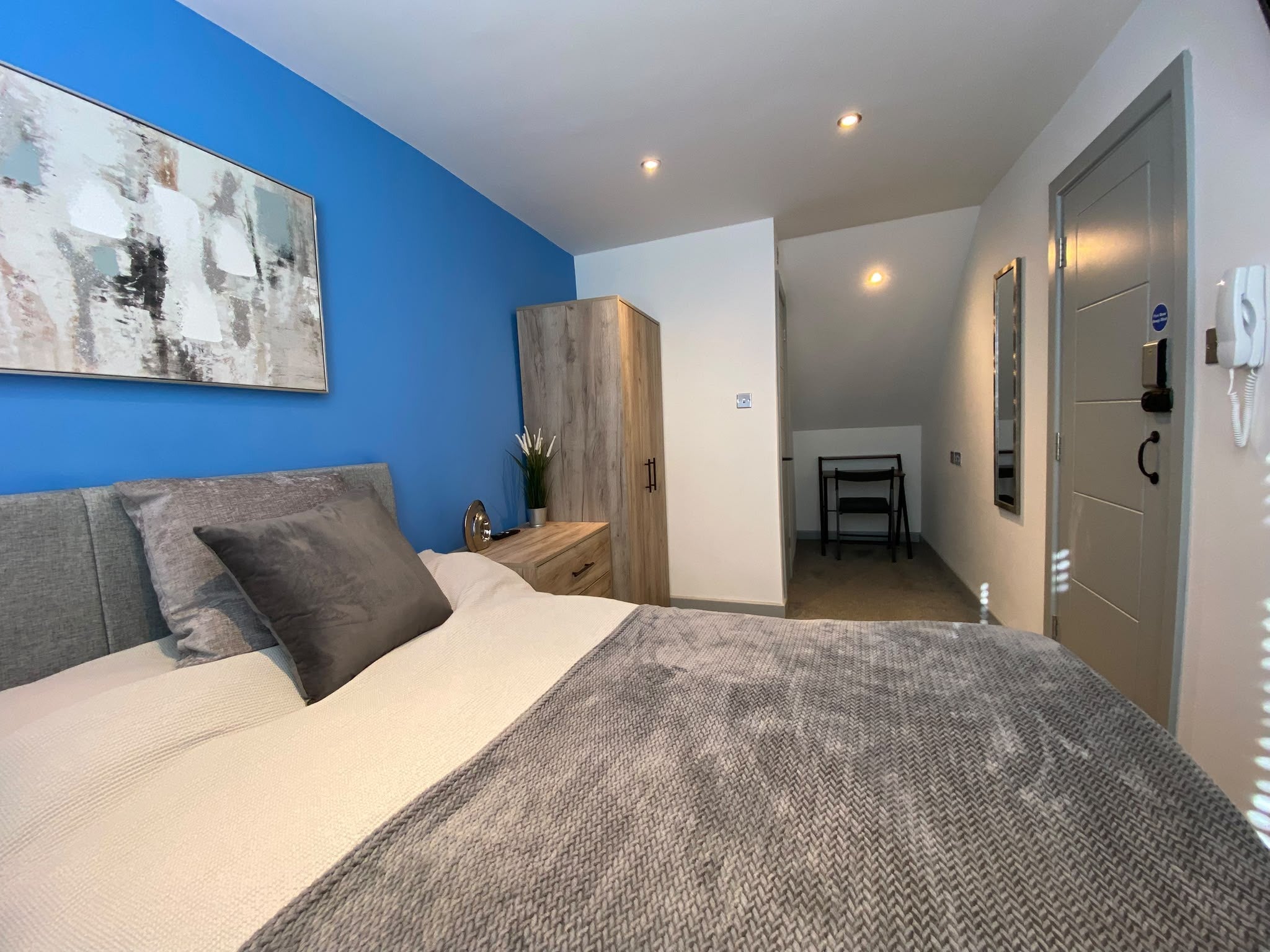 Room Waterloo Road in Gillingham