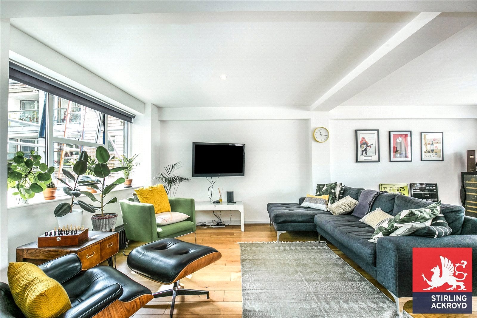 Flat Long Street in Greater London