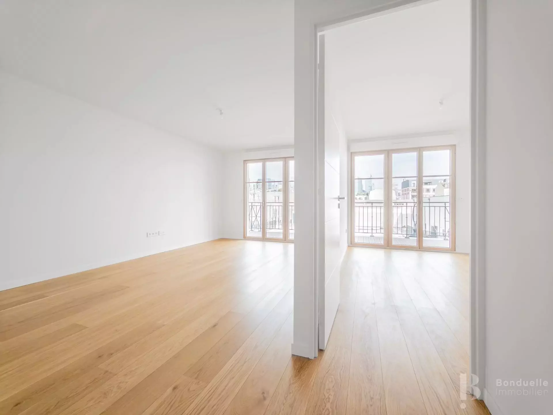 Flat Quai de Dion Bouton in Puteaux