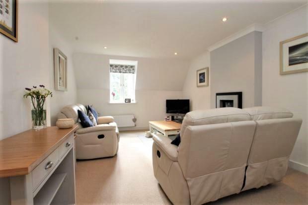 Flat The Cedars in Guildford
