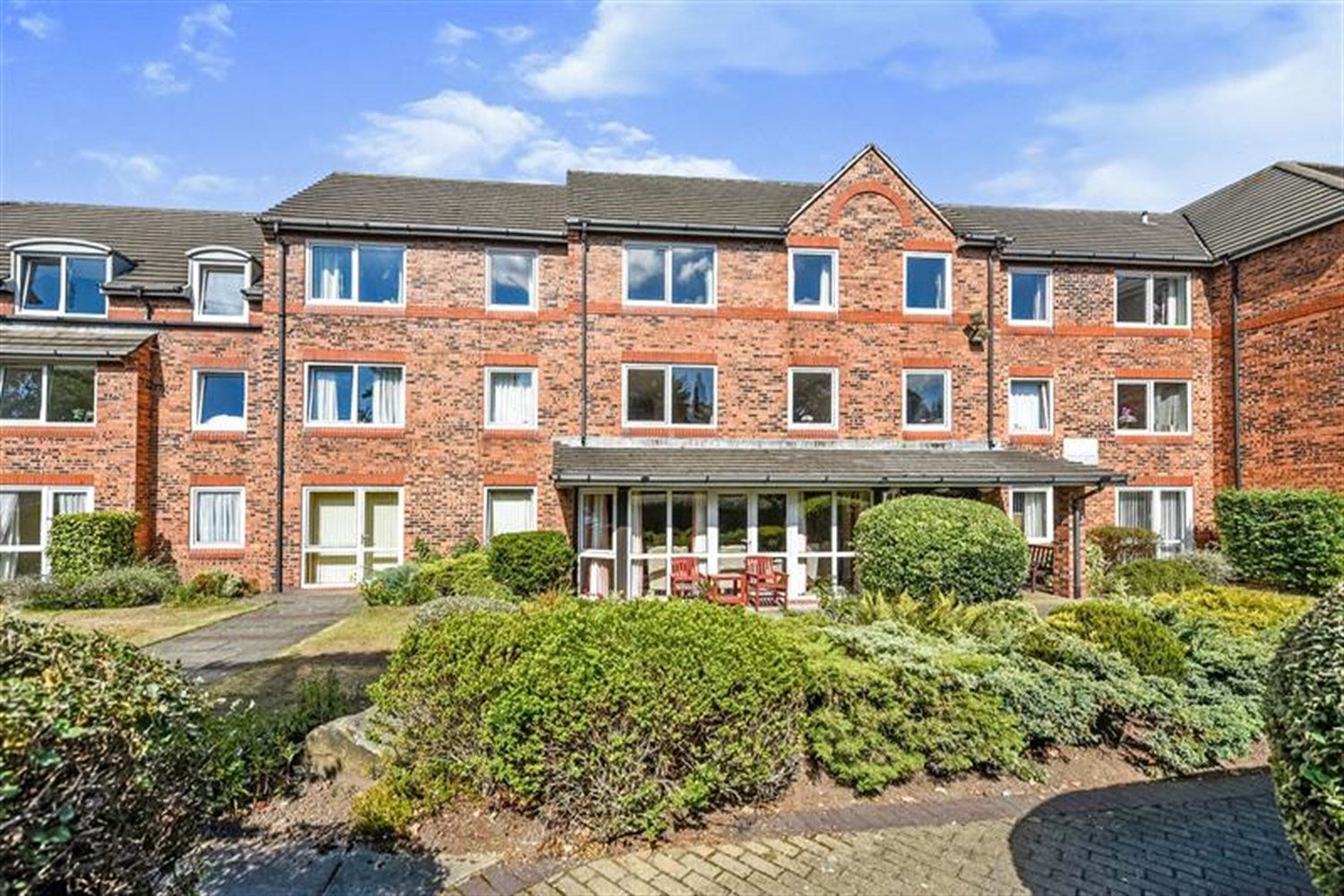 Flat Blundellsands Road East in Crosby