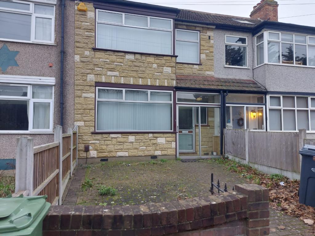 House Bull Lane in Greater London