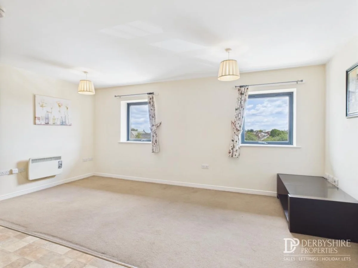 Flat Shiners Way in South Normanton