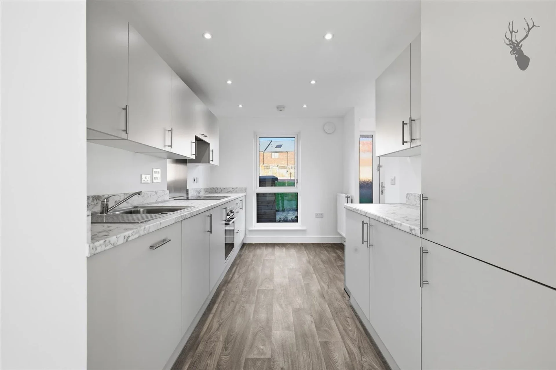 Flat Court Yard in Greater London