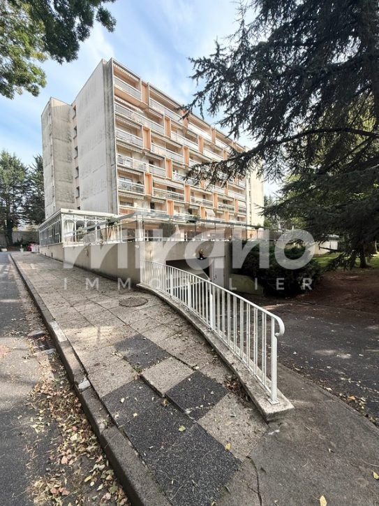Appartement Rue de la Chanterie à Saint-Cyr-sur-Loire