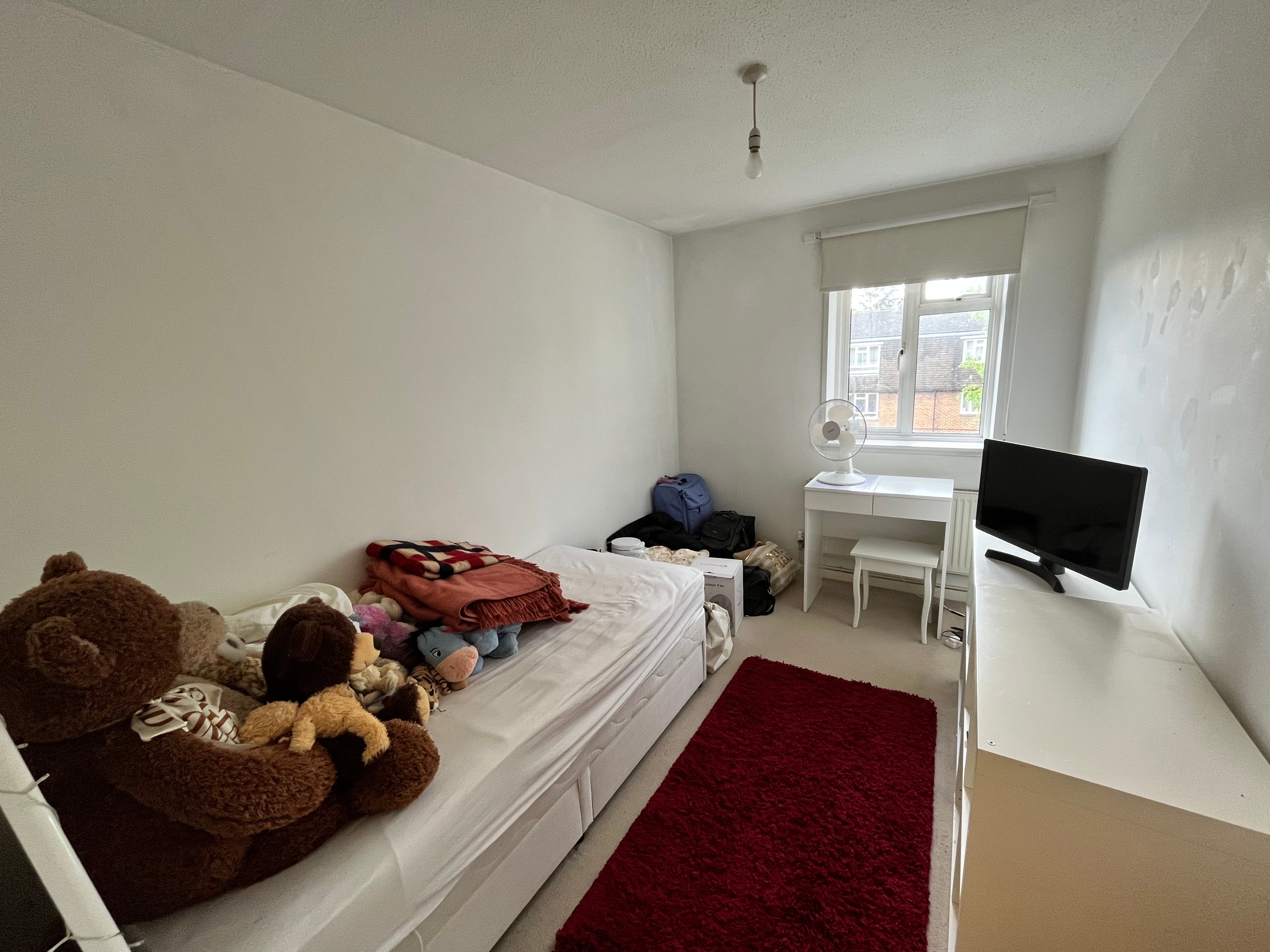 Flat Manor Road in London