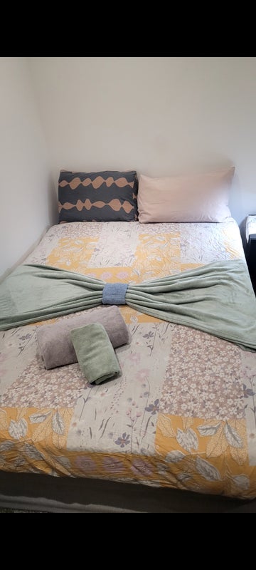 Room Vicarage Lane in Greater London