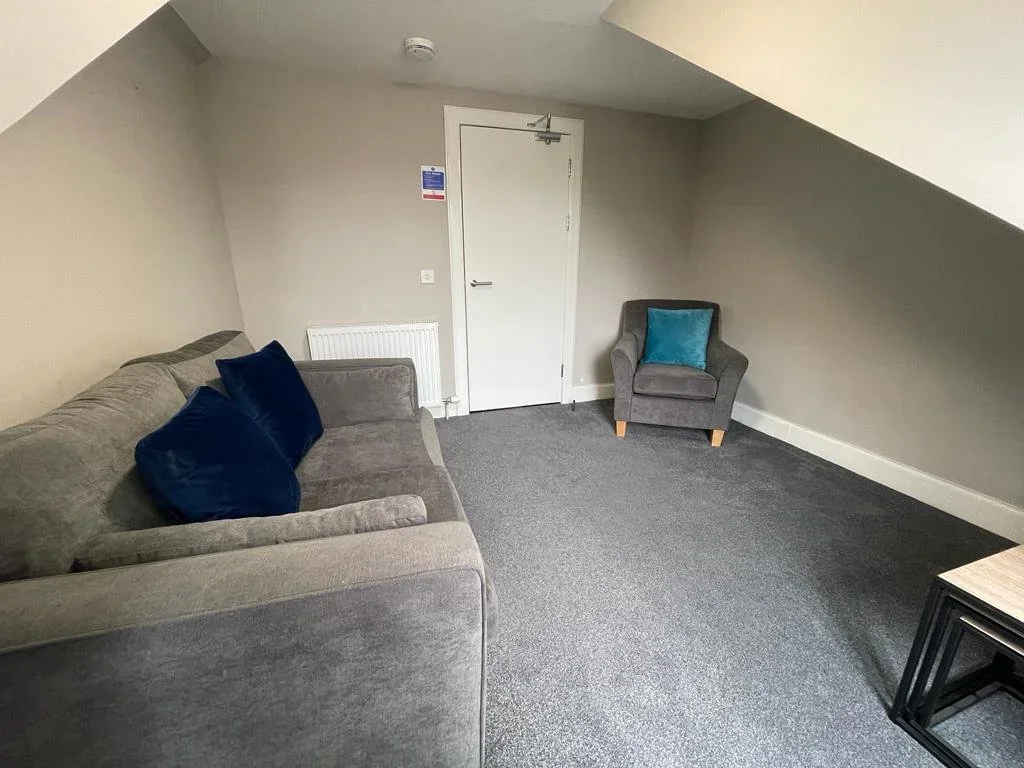 Flat Roseangle in Dundee