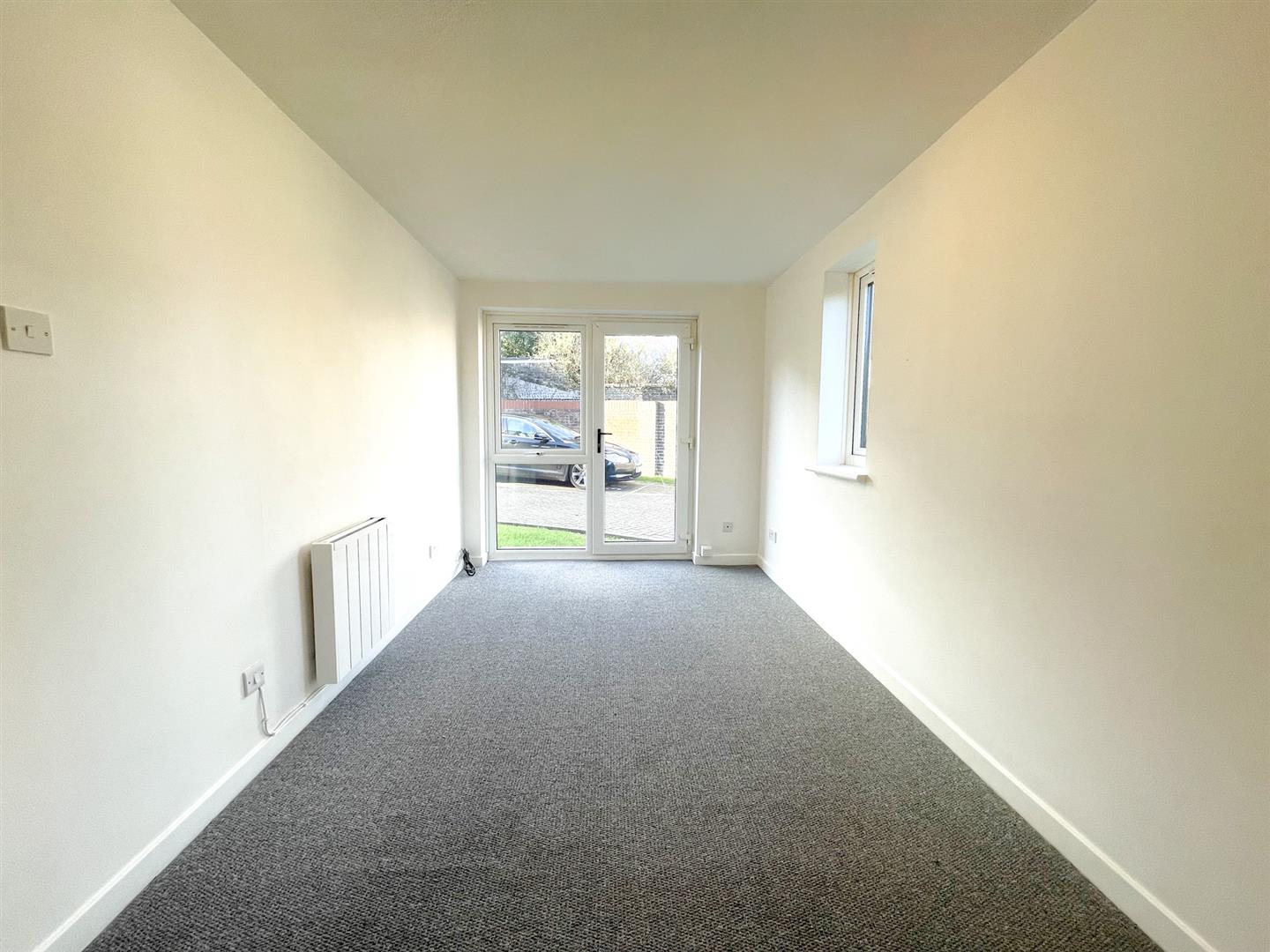 Flat Shanklin Court in Brighton and Hove