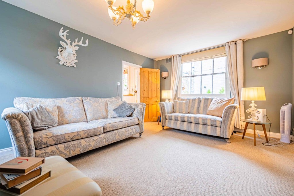 House Austins Place in Dacorum