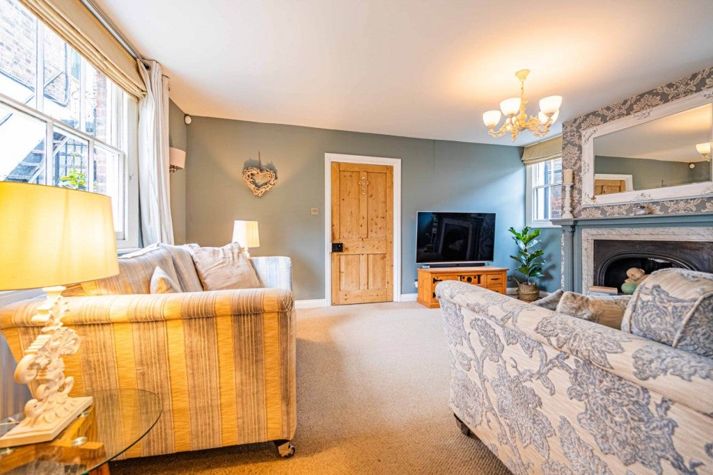 House Austins Place in Dacorum