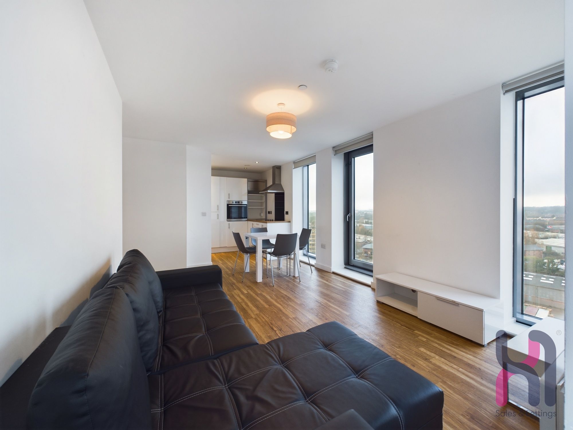 Flat Michigan Avenue in Salford