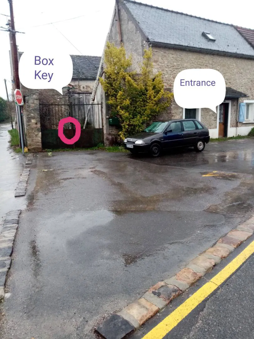 Room Chemin Rural de Bruyères-le-Châtel à Saint-Maurice in Bruyères-le-Châtel