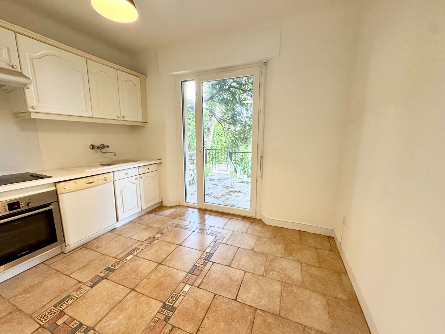 Appartement Avenue Jean de Noailles à Cannes