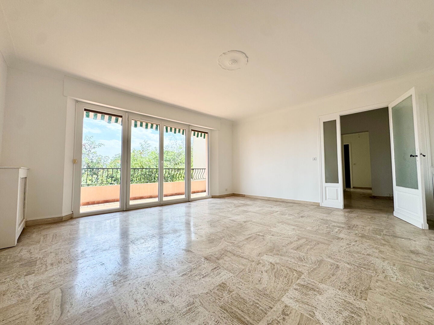 Appartement Avenue Jean de Noailles à Cannes