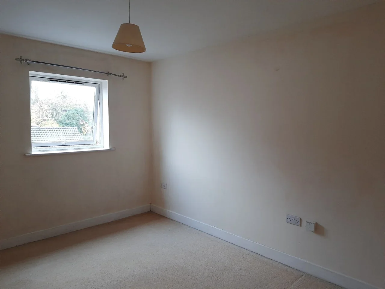 Flat Pasteur Drive in Swindon