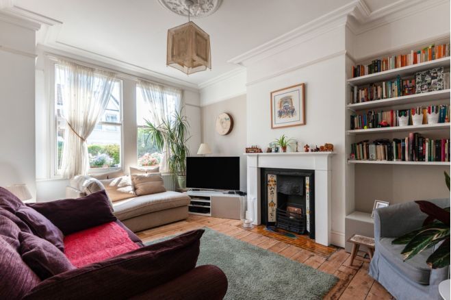Flat Southcote Road in Greater London