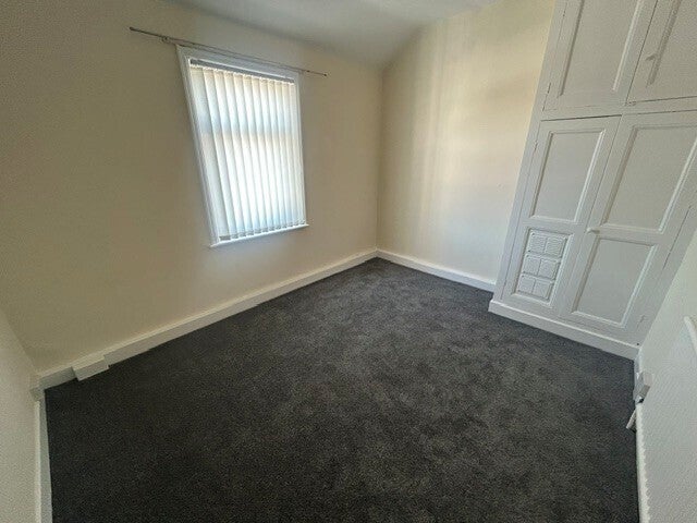 Flat Hawes Side Lane in Blackpool