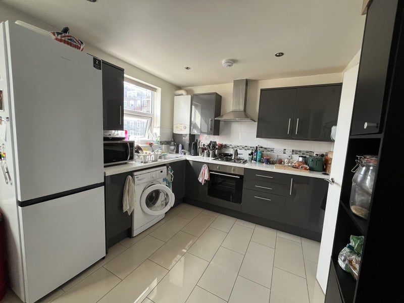 Room Homerton High Street in Greater London