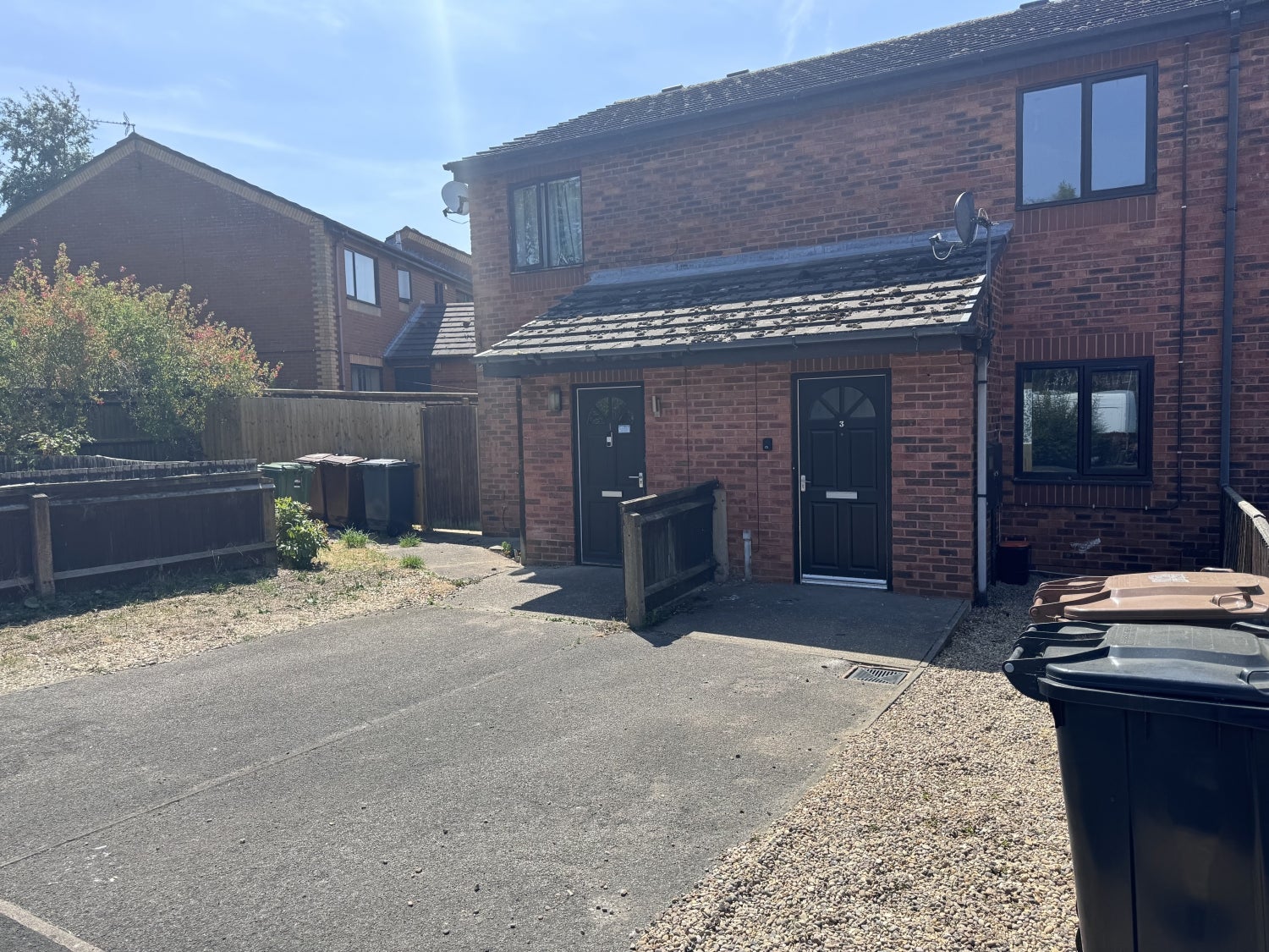 House Epsom Close in Lincoln