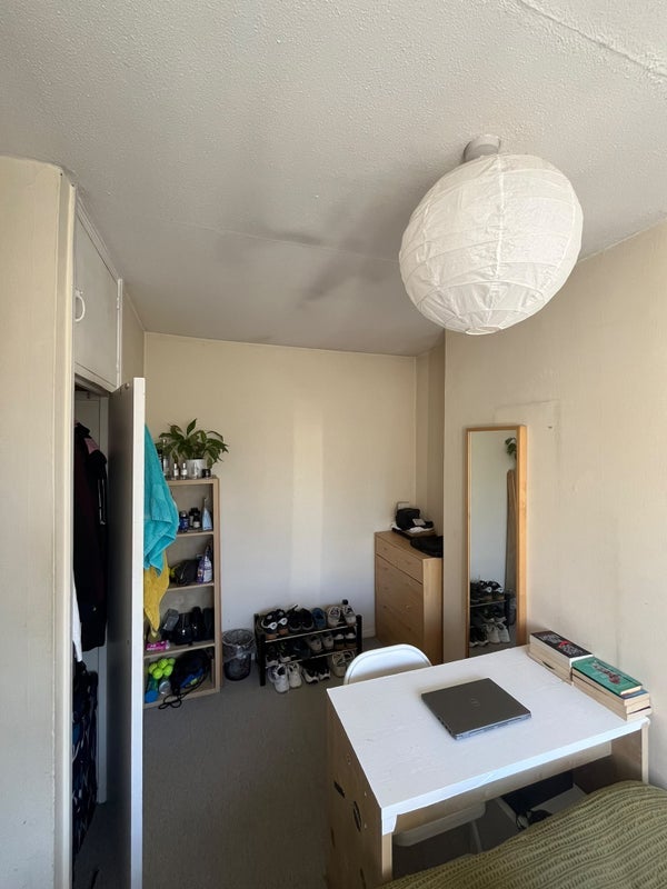 Room Timber Mill Way in Greater London