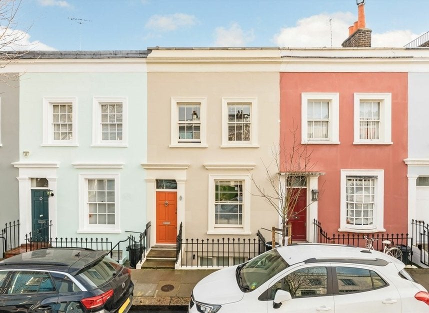 House Farm Place in Greater London