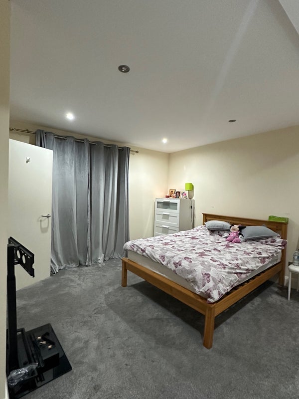 Room Woodland Road in Greater London