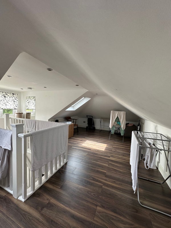 Room Woodland Road in Greater London