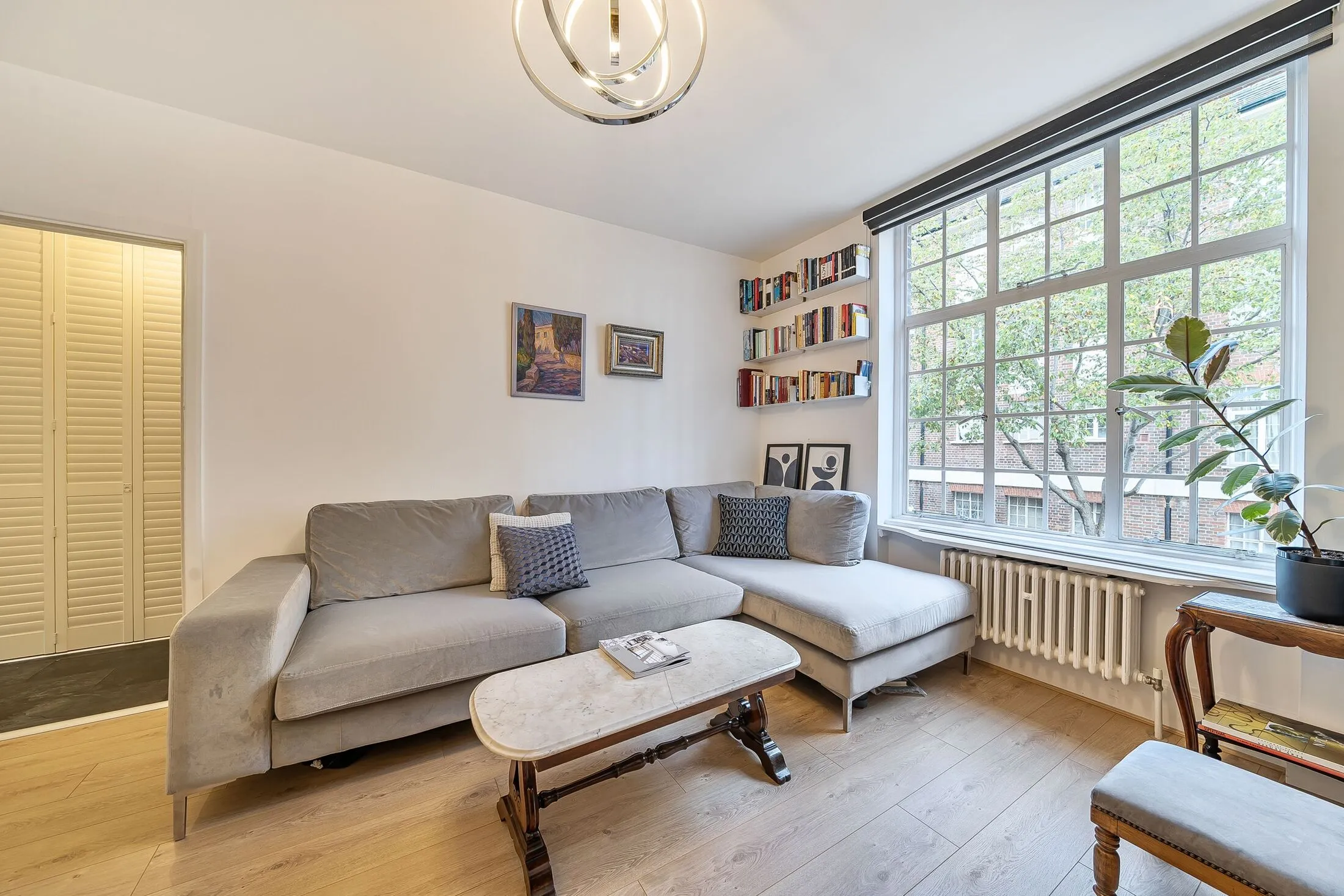 Flat Chelsea Manor Street in Greater London